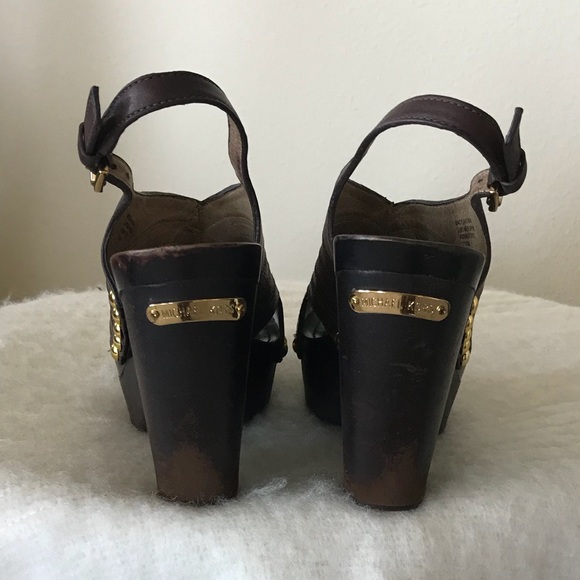 Michael Kors Gold-studded Brown Leather Wedge, 7.5 - Picture 6 of 8